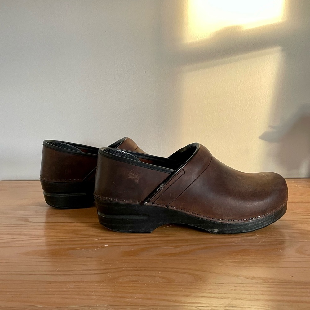 Dansko Professional brown leather clogs, size 41